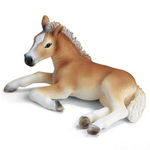 SCHLEICH Домашние животные. Жеребенок (лежит)