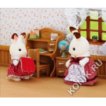 Набор Мария за партой (Sylvanian Families 2204)