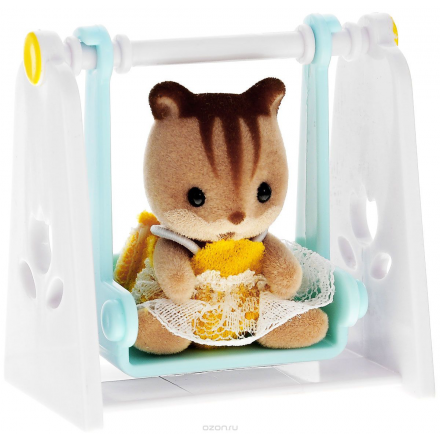 Sylvanian Families Фигурка Малыш бельчонок на качелях 3499_бельчонок