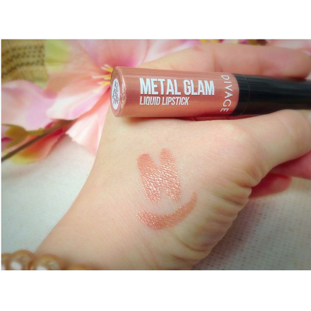 Жидкая помада Divage Metal Glam Liquid Lipstick 04 (Цвет 04 variant_hex_name A45F51)