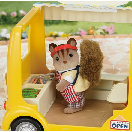 Sylvanian Families Игровой набор Фургон с хот-догами