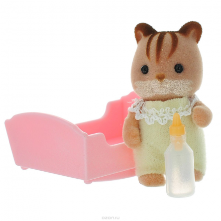 Sylvanian Families Фигурка Малыш Бельчонок в люльке